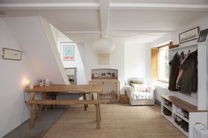 6CW_Sitting/Dining Room- click for photo gallery
